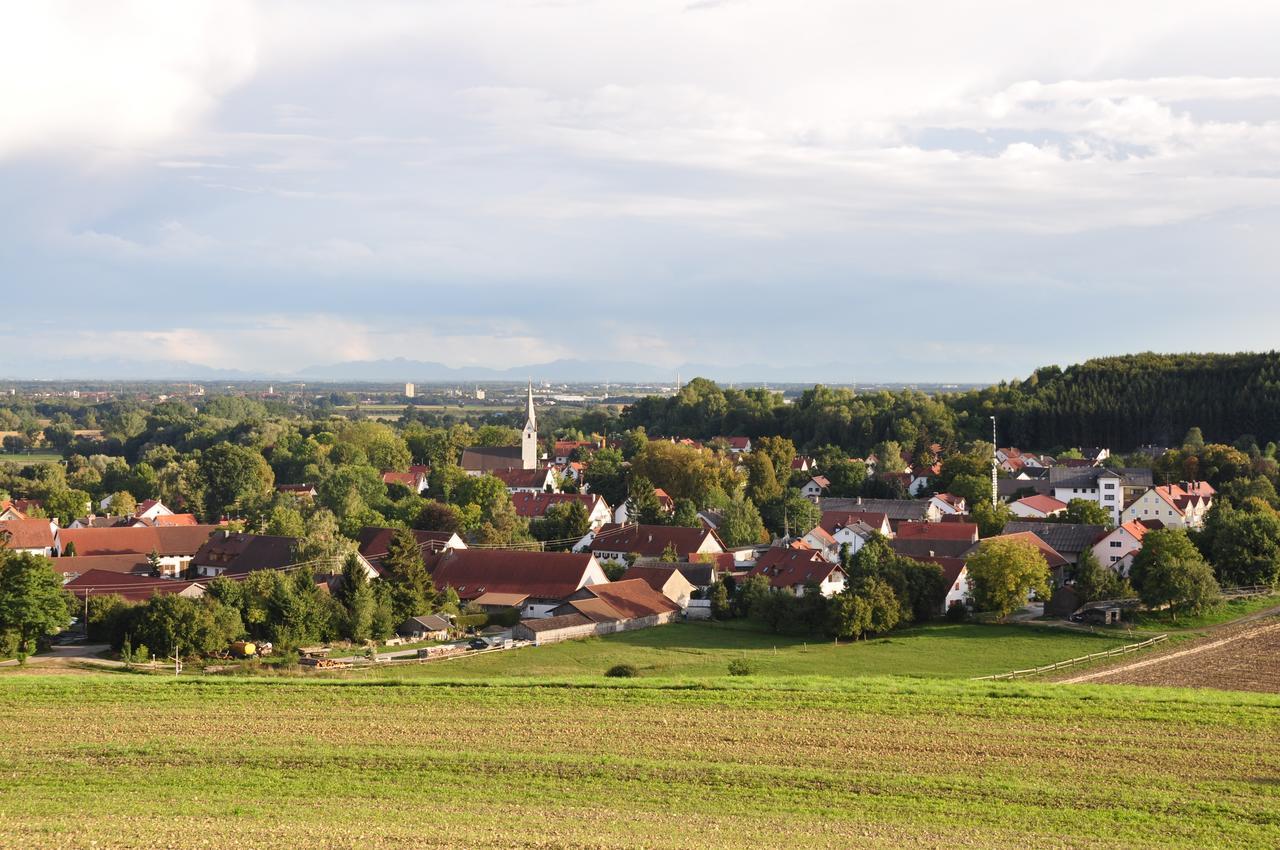 Landgasthof Hepting Massenhausen Buitenkant foto